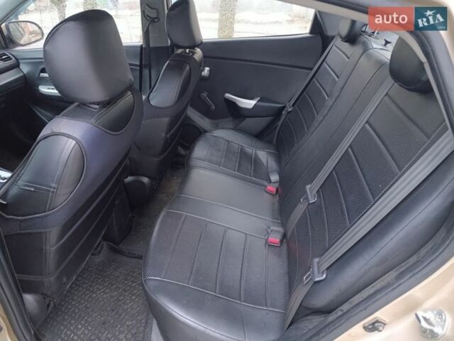 Бежевый Киа Рио, объемом двигателя 1.4 л и пробегом 156 тыс. км за 7200 $, фото 6 на Automoto.ua