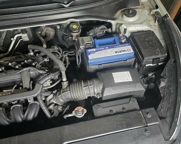 Бежевый Киа Рио, объемом двигателя 1.37 л и пробегом 95 тыс. км за 11077 $, фото 5 на Automoto.ua