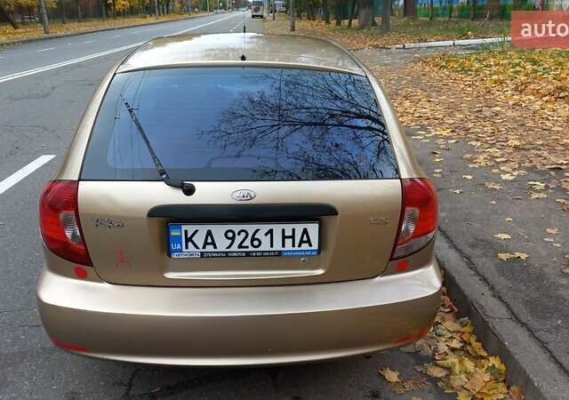 Бежевый Киа Рио, объемом двигателя 1.34 л и пробегом 156 тыс. км за 3500 $, фото 4 на Automoto.ua