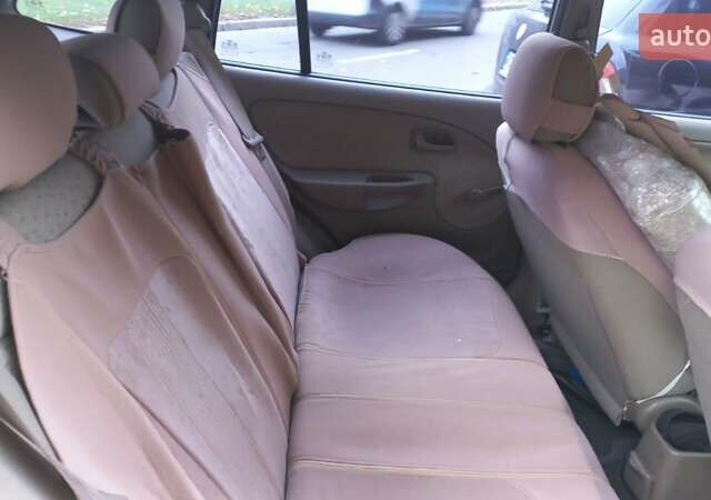 Бежевый Киа Рио, объемом двигателя 1.34 л и пробегом 156 тыс. км за 3500 $, фото 9 на Automoto.ua