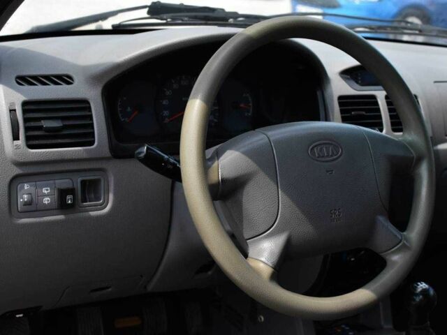 Бежевий Кіа Ріо, об'ємом двигуна 1.5 л та пробігом 233 тис. км за 4450 $, фото 6 на Automoto.ua