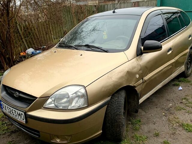 Бежевый Киа Рио, объемом двигателя 1.3 л и пробегом 267 тыс. км за 2500 $, фото 3 на Automoto.ua