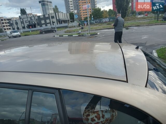 Бежевий Кіа Ріо, об'ємом двигуна 1.49 л та пробігом 196 тис. км за 3500 $, фото 11 на Automoto.ua