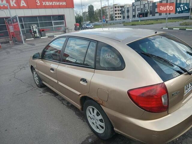 Бежевый Киа Рио, объемом двигателя 1.49 л и пробегом 196 тыс. км за 3500 $, фото 13 на Automoto.ua