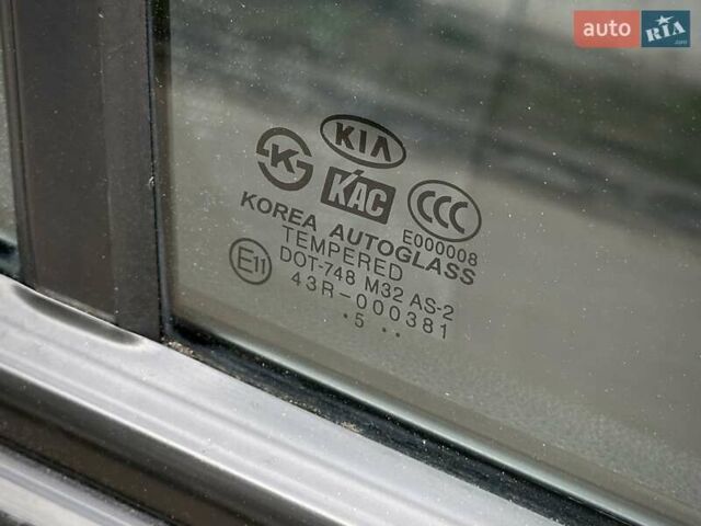 Черный Киа Рио, объемом двигателя 1.4 л и пробегом 233 тыс. км за 5900 $, фото 67 на Automoto.ua