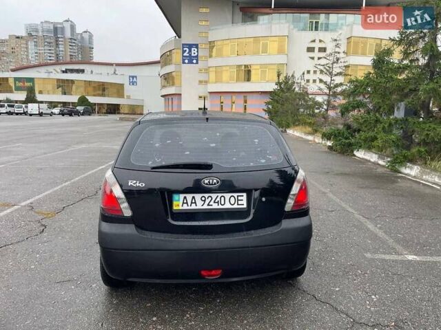 Чорний Кіа Ріо, об'ємом двигуна 1.4 л та пробігом 270 тис. км за 4200 $, фото 9 на Automoto.ua
