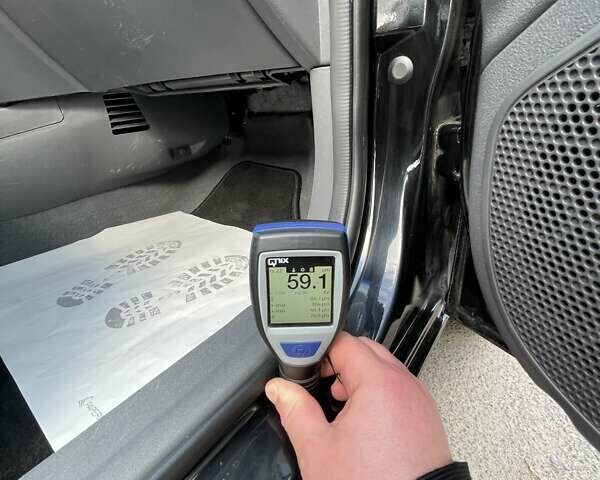Черный Киа Рио, объемом двигателя 1.4 л и пробегом 233 тыс. км за 5900 $, фото 4 на Automoto.ua
