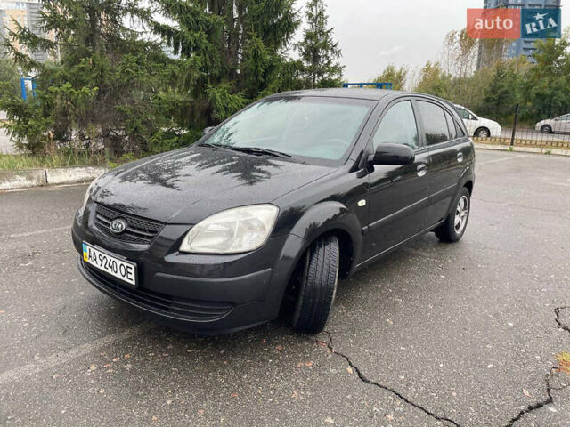 Киа Рио 2005 в Корсунь-Шевченковском на Automoto.ua Черный Киа Рио, объемом двигателя 1.4 л и пробегом 265 тыс. км за 3700 $, фото 3 на Automoto.ua