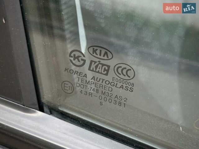 Черный Киа Рио, объемом двигателя 1.4 л и пробегом 233 тыс. км за 5900 $, фото 68 на Automoto.ua