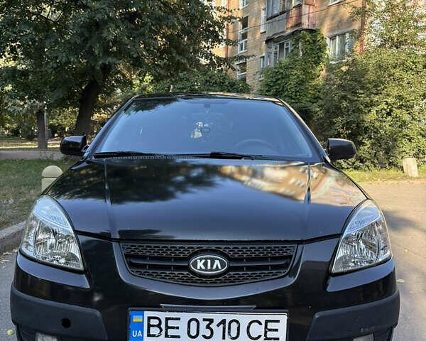Чорний Кіа Ріо, об'ємом двигуна 1.4 л та пробігом 215 тис. км за 6200 $, фото 7 на Automoto.ua