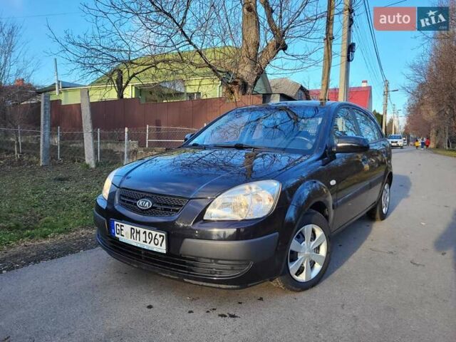 Чорний Кіа Ріо, об'ємом двигуна 1.4 л та пробігом 184 тис. км за 4800 $, фото 32 на Automoto.ua