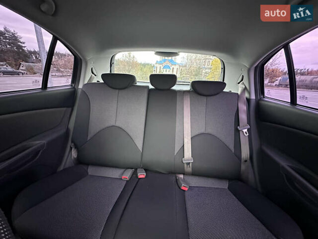 Черный Киа Рио, объемом двигателя 1.4 л и пробегом 158 тыс. км за 5000 $, фото 52 на Automoto.ua