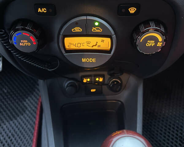 Черный Киа Рио, объемом двигателя 1.6 л и пробегом 233 тыс. км за 4199 $, фото 19 на Automoto.ua