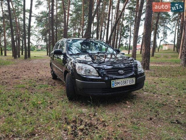 Чорний Кіа Ріо, об'ємом двигуна 1.34 л та пробігом 167 тис. км за 5000 $, фото 6 на Automoto.ua