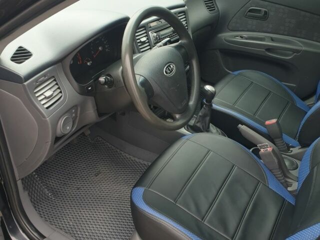Киа Рио 2007 в Черновцах на Automoto.ua Черный Киа Рио, объемом двигателя 1.4 л и пробегом 173 тыс. км за 5000 $, фото 7 на Automoto.ua