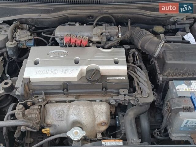 Черный Киа Рио, объемом двигателя 1.4 л и пробегом 212 тыс. км за 4000 $, фото 8 на Automoto.ua