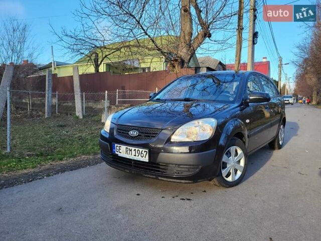 Чорний Кіа Ріо, об'ємом двигуна 1.4 л та пробігом 184 тис. км за 4800 $, фото 33 на Automoto.ua