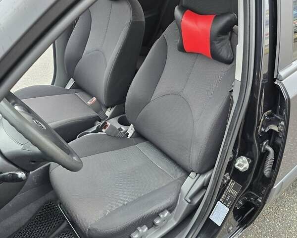 Черный Киа Рио, объемом двигателя 1.4 л и пробегом 250 тыс. км за 4300 $, фото 15 на Automoto.ua