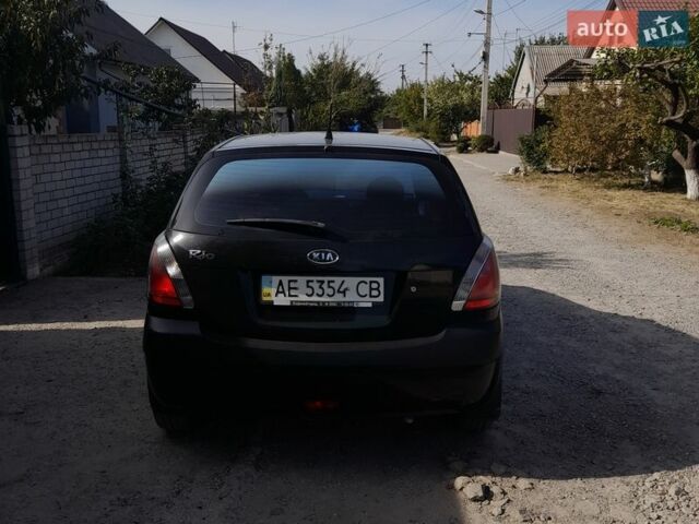 Черный Киа Рио, объемом двигателя 0 л и пробегом 220 тыс. км за 4500 $, фото 10 на Automoto.ua