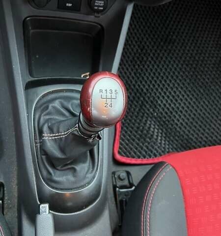 Черный Киа Рио, объемом двигателя 1.6 л и пробегом 230 тыс. км за 4900 $, фото 15 на Automoto.ua