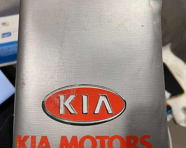 Черный Киа Рио, объемом двигателя 1.6 л и пробегом 230 тыс. км за 4900 $, фото 28 на Automoto.ua