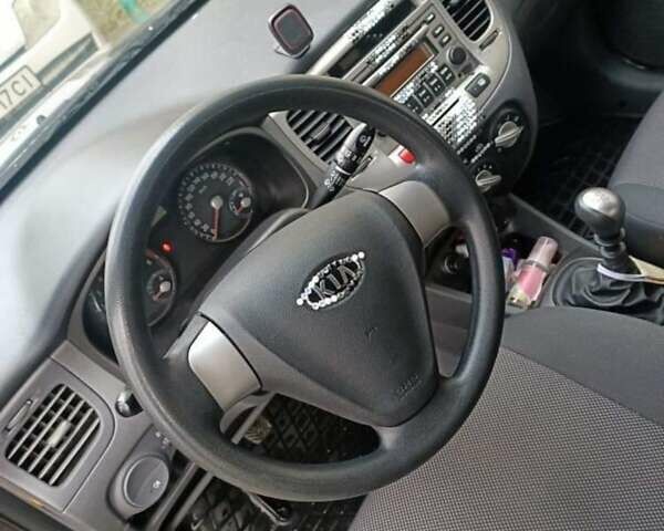 Черный Киа Рио, объемом двигателя 1.4 л и пробегом 201 тыс. км за 4200 $, фото 7 на Automoto.ua