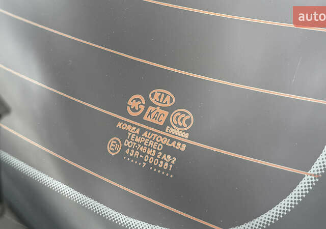 Черный Киа Рио, объемом двигателя 1.4 л и пробегом 151 тыс. км за 4000 $, фото 21 на Automoto.ua