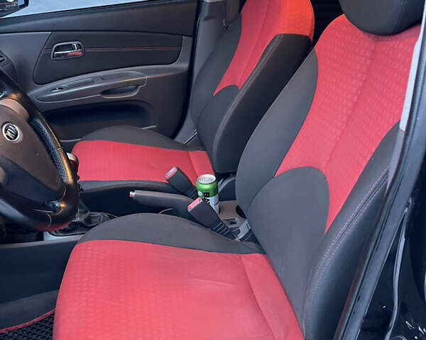 Черный Киа Рио, объемом двигателя 1.6 л и пробегом 233 тыс. км за 4199 $, фото 15 на Automoto.ua