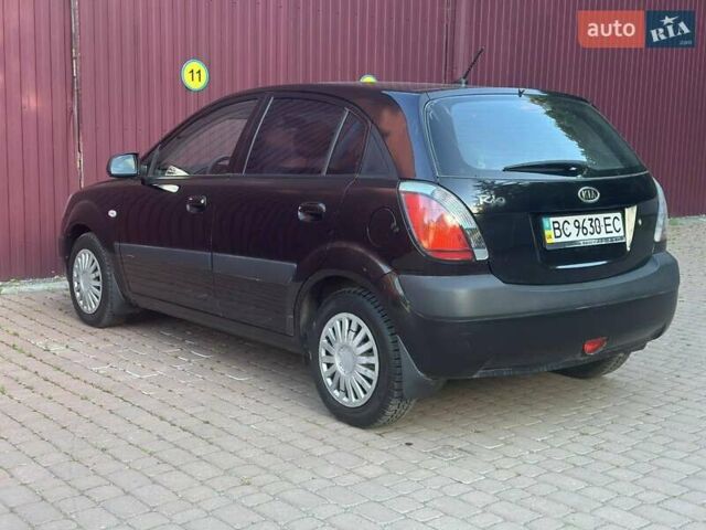Черный Киа Рио, объемом двигателя 1.4 л и пробегом 102 тыс. км за 4499 $, фото 19 на Automoto.ua