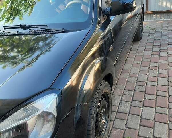 Черный Киа Рио, объемом двигателя 1.4 л и пробегом 390 тыс. км за 3500 $, фото 7 на Automoto.ua