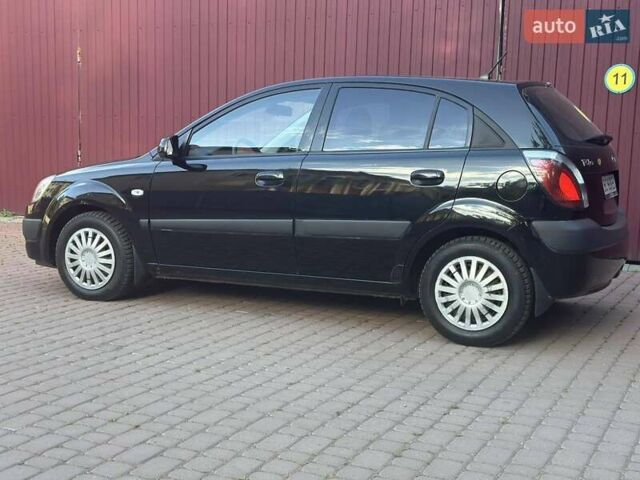 Черный Киа Рио, объемом двигателя 1.4 л и пробегом 102 тыс. км за 4499 $, фото 23 на Automoto.ua