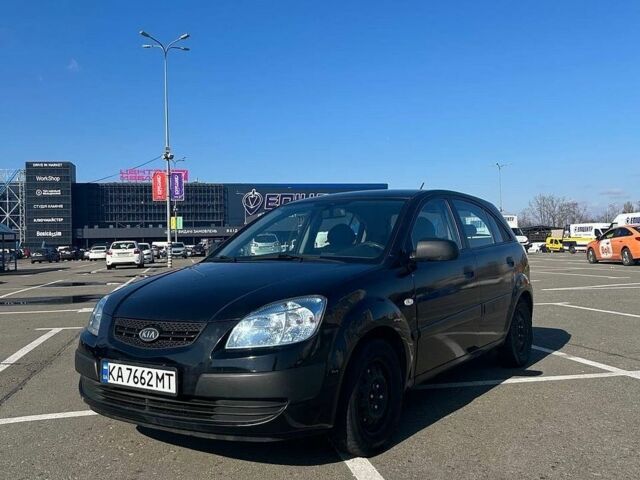 Чорний Кіа Ріо, об'ємом двигуна 1.4 л та пробігом 167 тис. км за 2900 $, фото 1 на Automoto.ua