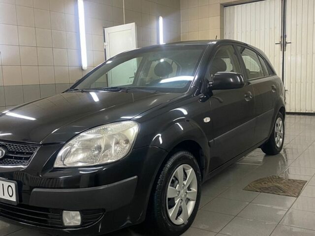 Чорний Кіа Ріо, об'ємом двигуна 1.49 л та пробігом 241 тис. км за 4150 $, фото 19 на Automoto.ua