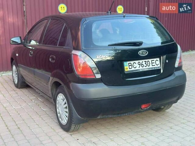 Черный Киа Рио, объемом двигателя 1.4 л и пробегом 102 тыс. км за 4499 $, фото 16 на Automoto.ua