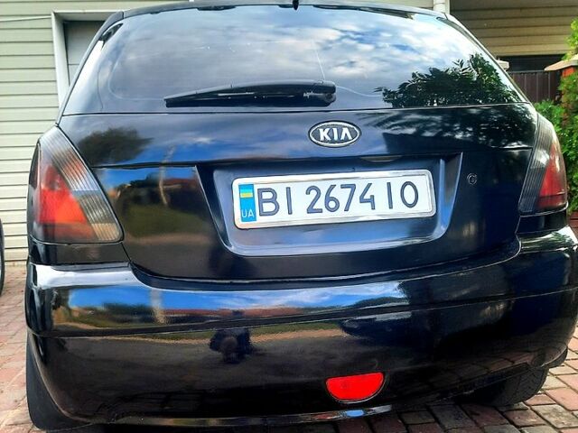 Черный Киа Рио, объемом двигателя 1.4 л и пробегом 392 тыс. км за 3700 $, фото 3 на Automoto.ua