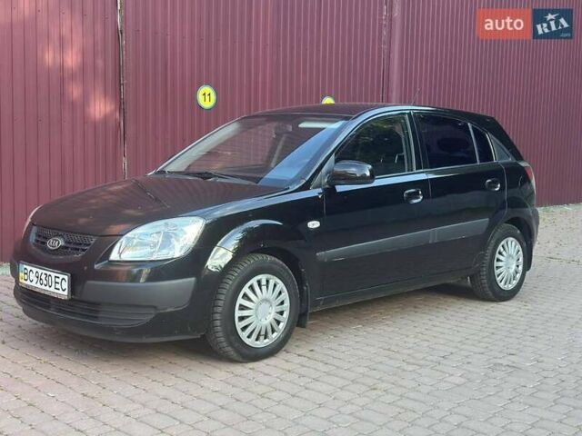 Черный Киа Рио, объемом двигателя 1.4 л и пробегом 102 тыс. км за 4499 $, фото 20 на Automoto.ua