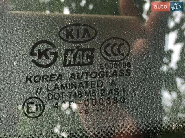 Чорний Кіа Ріо, об'ємом двигуна 1.4 л та пробігом 270 тис. км за 3600 $, фото 14 на Automoto.ua