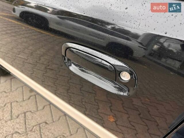 Чорний Кіа Ріо, об'ємом двигуна 1.5 л та пробігом 265 тис. км за 4700 $, фото 8 на Automoto.ua