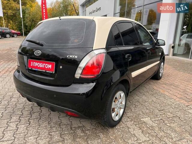 Чорний Кіа Ріо, об'ємом двигуна 1.5 л та пробігом 265 тис. км за 4700 $, фото 6 на Automoto.ua