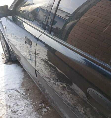 Черный Киа Рио, объемом двигателя 1.4 л и пробегом 89 тыс. км за 4000 $, фото 2 на Automoto.ua