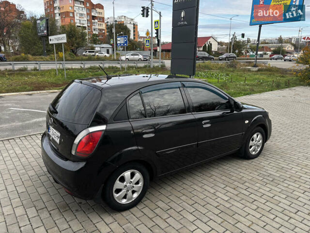 Черный Киа Рио, объемом двигателя 1.4 л и пробегом 172 тыс. км за 5700 $, фото 9 на Automoto.ua