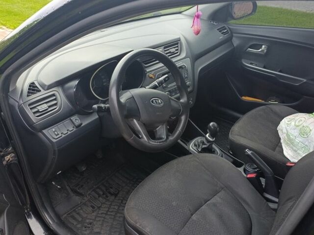 Черный Киа Рио, объемом двигателя 1.4 л и пробегом 3 тыс. км за 6000 $, фото 4 на Automoto.ua