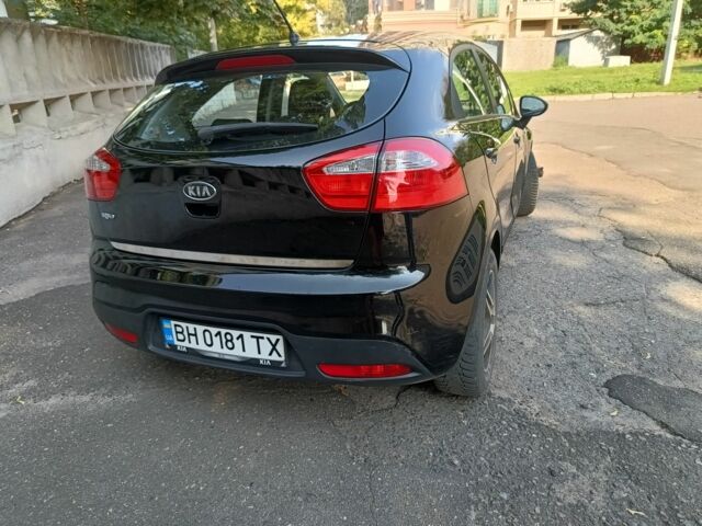 Чорний Кіа Ріо, об'ємом двигуна 1.1 л та пробігом 182 тис. км за 5500 $, фото 6 на Automoto.ua