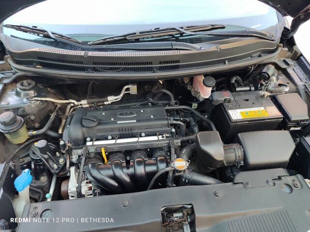 Черный Киа Рио, объемом двигателя 1.4 л и пробегом 41 тыс. км за 8200 $, фото 23 на Automoto.ua