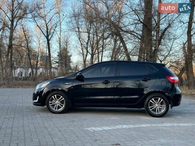 Черный Киа Рио, объемом двигателя 1.6 л и пробегом 155 тыс. км за 7300 $, фото 3 на Automoto.ua