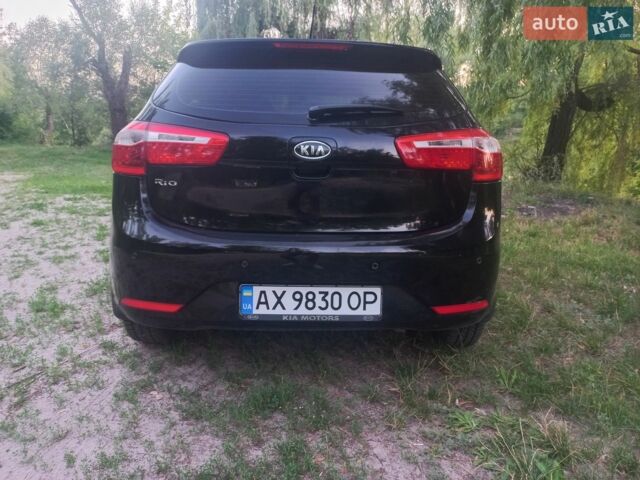 Чорний Кіа Ріо, об'ємом двигуна 1.59 л та пробігом 113 тис. км за 8500 $, фото 3 на Automoto.ua
