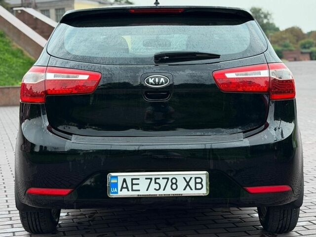 Черный Киа Рио, объемом двигателя 1.6 л и пробегом 94 тыс. км за 7300 $, фото 6 на Automoto.ua