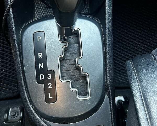 Черный Киа Рио, объемом двигателя 1.59 л и пробегом 107 тыс. км за 8300 $, фото 8 на Automoto.ua