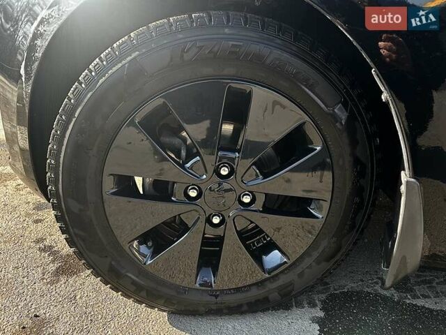 Черный Киа Рио, объемом двигателя 1.59 л и пробегом 107 тыс. км за 8300 $, фото 2 на Automoto.ua