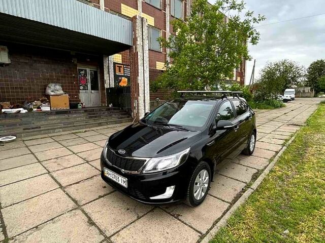 Чорний Кіа Ріо, об'ємом двигуна 1.6 л та пробігом 17600 тис. км за 7300 $, фото 6 на Automoto.ua